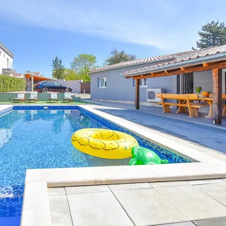 Villa Pave