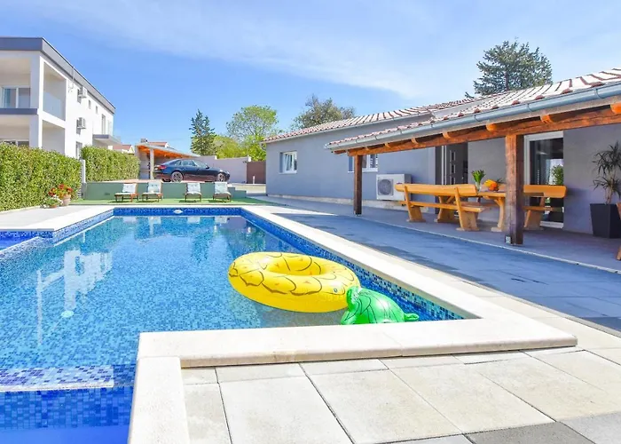 Villa Pave